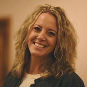 Meet your Posher, Angie